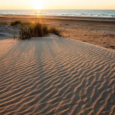 In Belgium With Stunning Sea View, Cleaning Included Apartmán Middelkerke